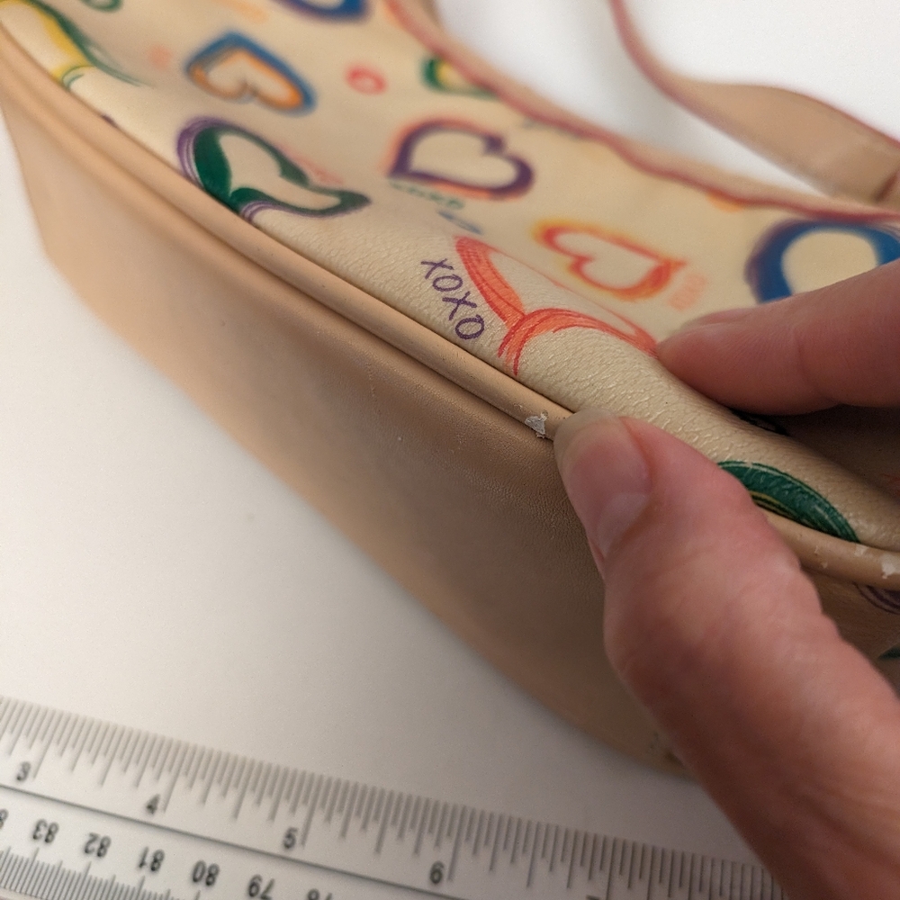 XOXO Mini bag, Multicolor Hearts on Creme Background, Single Strap with Zipper - Picture 15 of 17